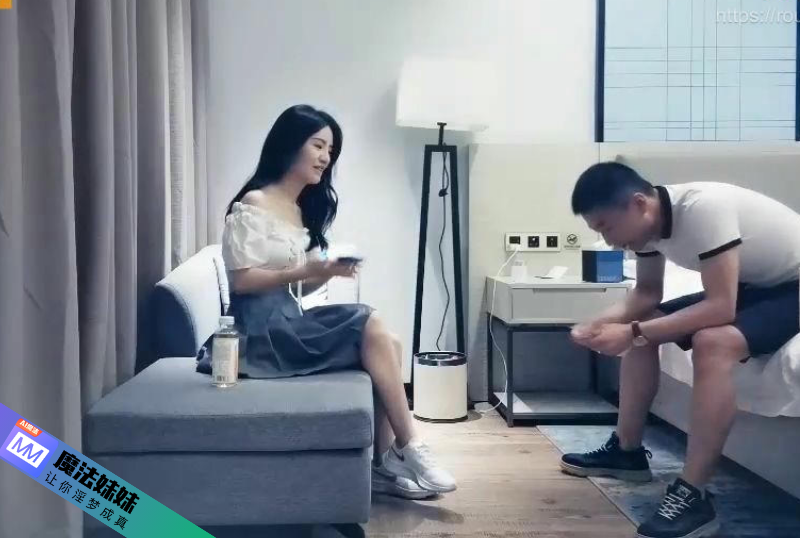 高質量外圍妹子TP啪啪，舌吻調情洗完澡開幹口交舔逼，後入大力猛操呻吟嬌喘誘.png