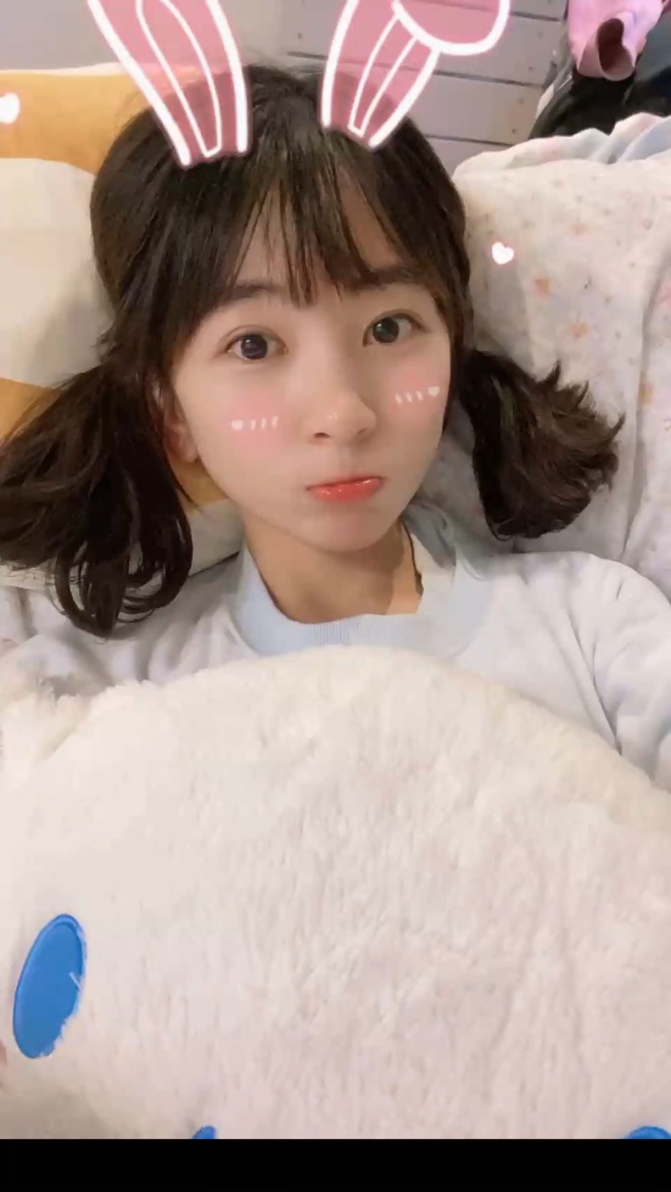 亚洲AV - 和呻吟聲超正的台灣18歲白虎妹妹做愛